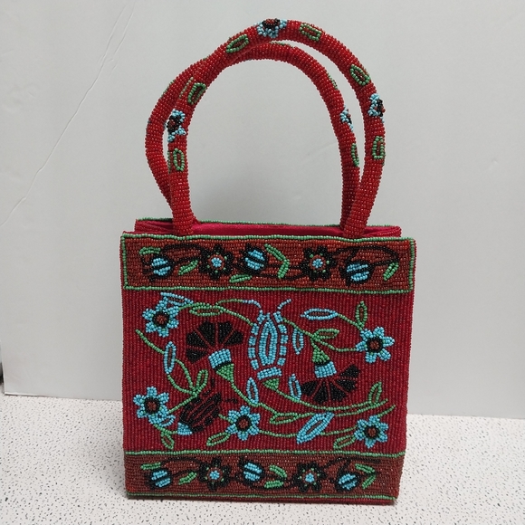 Beaded Purse - Picture 1 of 6